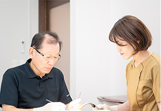 京セラインプラント臨床マイスターによるインプラント技術の実地指導