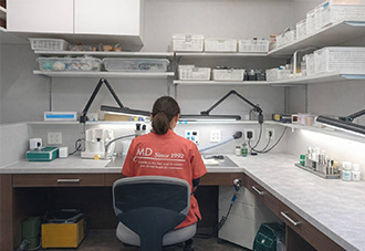 院内技工室あり